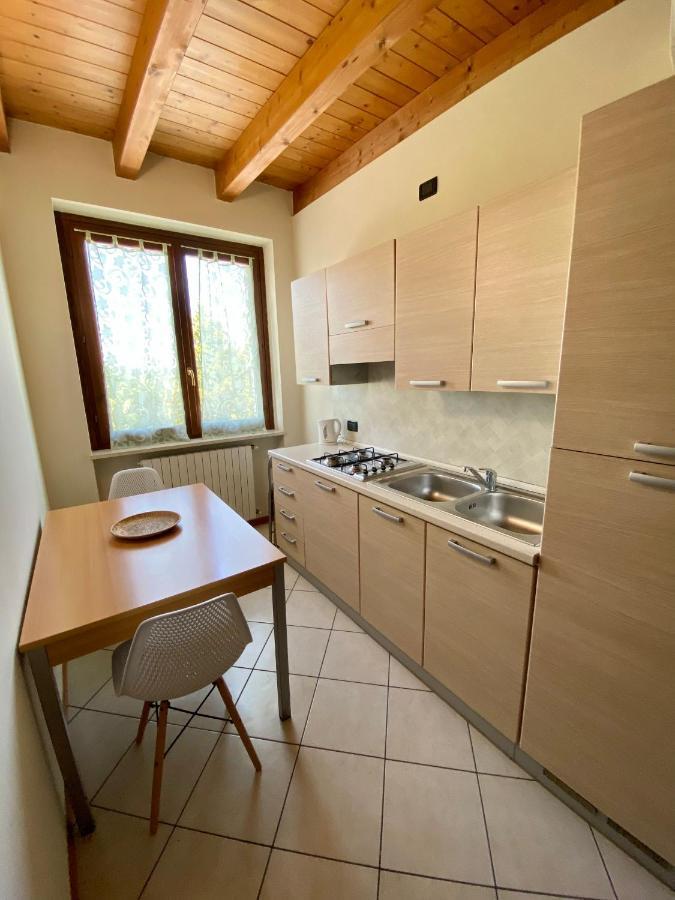 Residence La Lucciola Лонато Екстер'єр фото